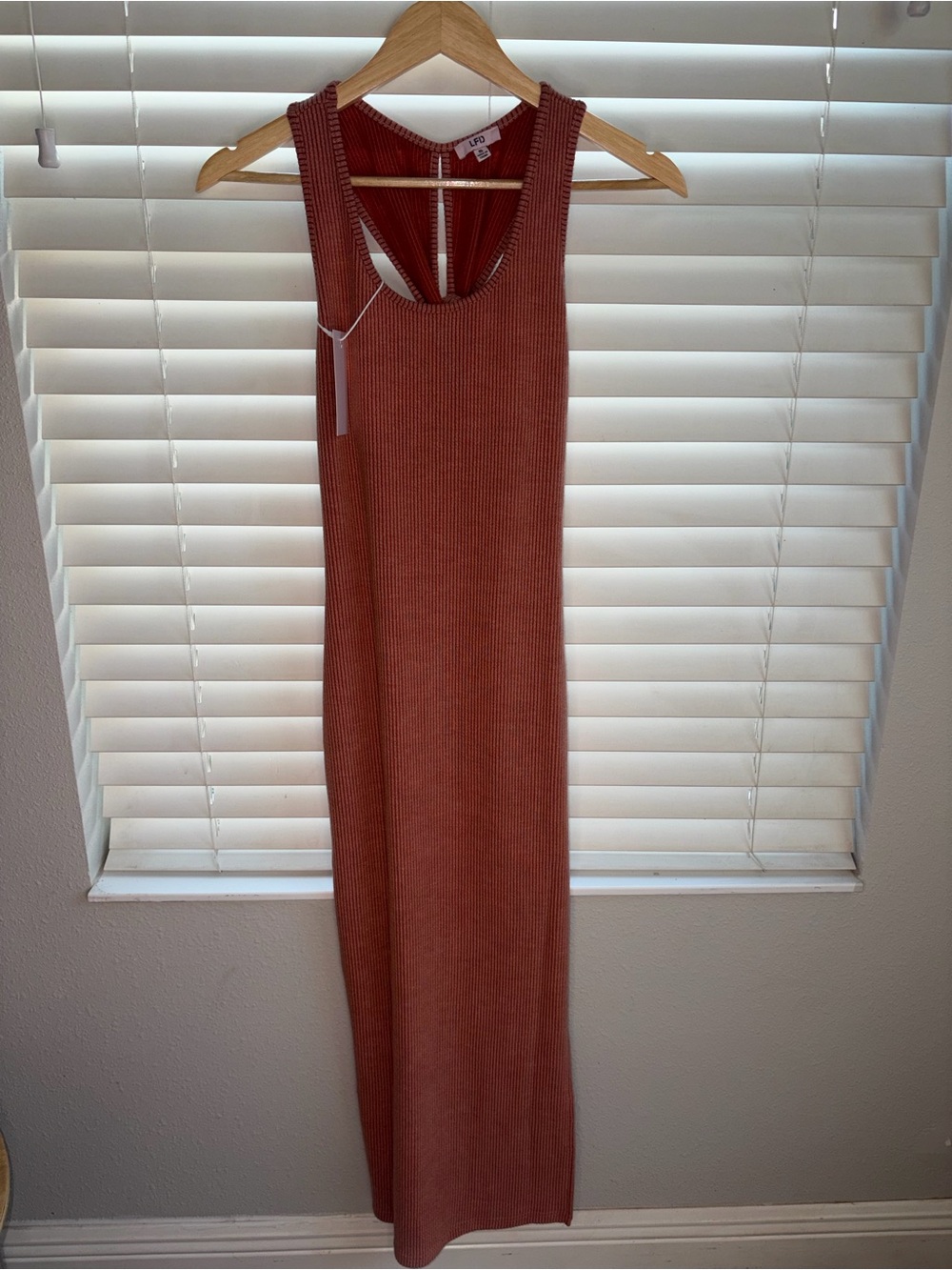 Ribbed Sleeveless Maxi Dress in Dusty Rose - Picture 4 of 7